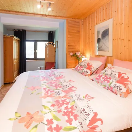 In With Garden בית נופש