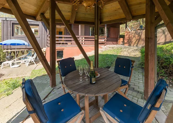 In With Garden Дом отдыха *